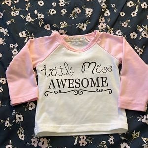 Baby girls size 12m  Ins Loves Kids  Valentine’s Day t-shirt. Made In Ireland♥️